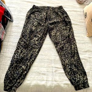 Pattern Joggers